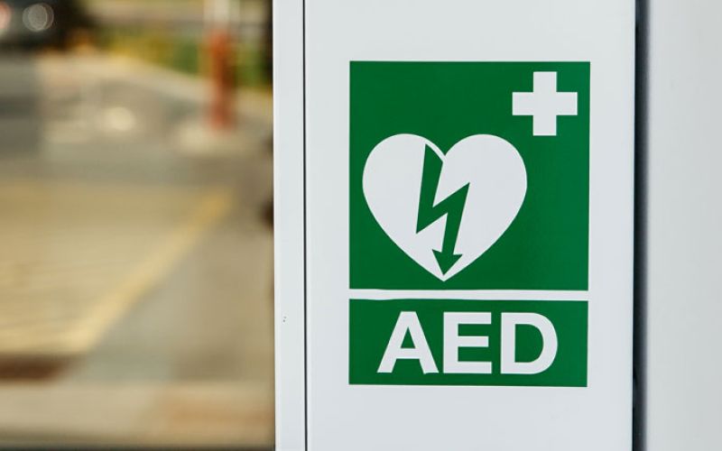 defibrilator_hofer_velenje