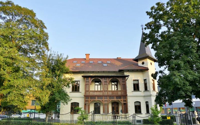 vila-mayer-sostanj