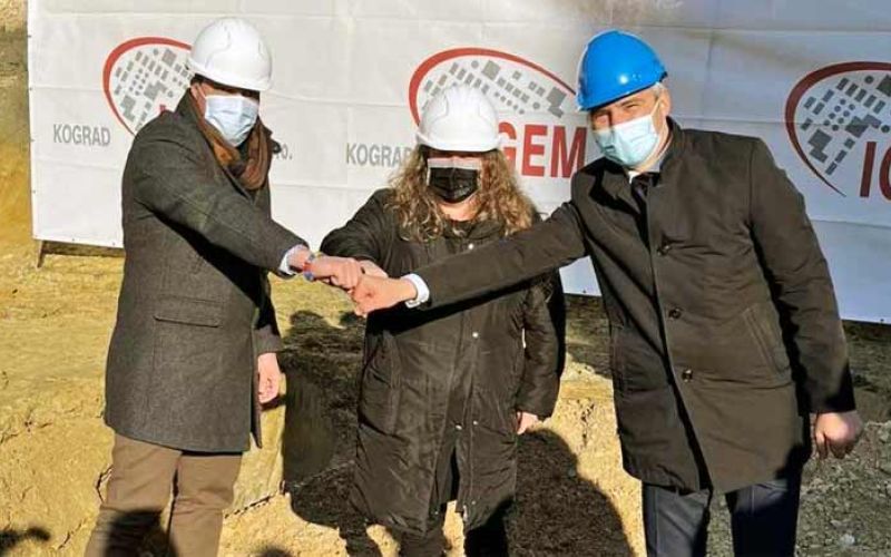 bivalna-enota-temeljni-kamen