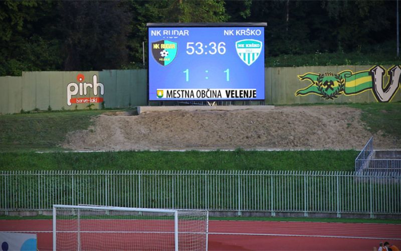 prikazovalnik_stadion