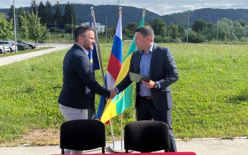 podpis-pogodbe-VonPharma