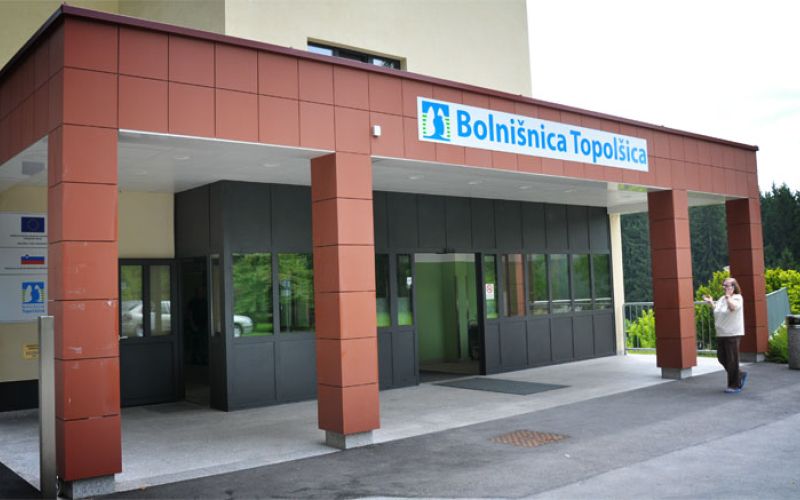 bolnica_topolsica_napis