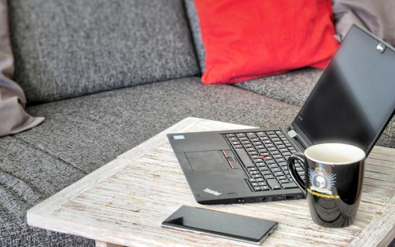 karantena-izolacija-osamitev-dom-pocitek