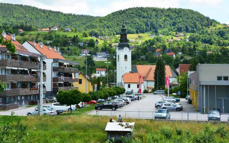 smartno-ob-paki-center