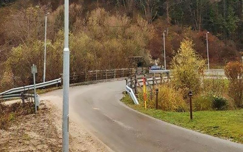 nova-razsvetljava-skale-paka