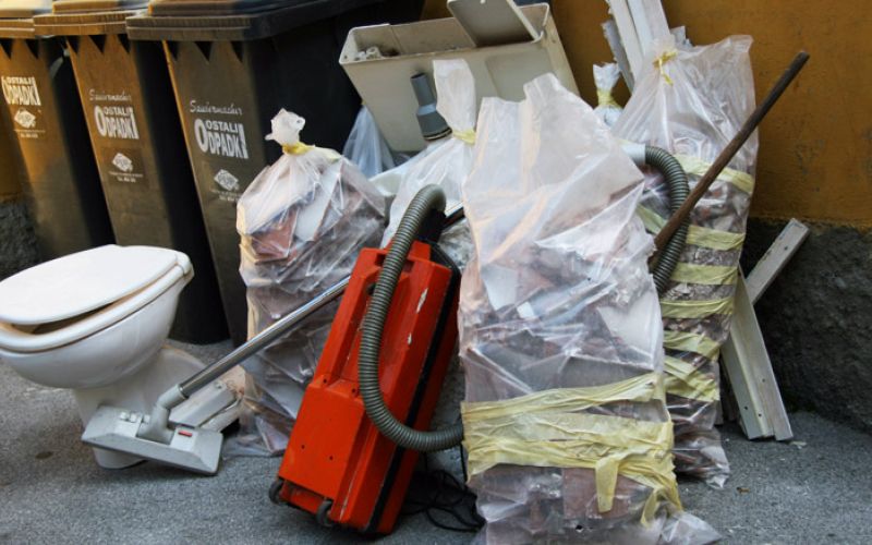 smeti odpadki kosovni