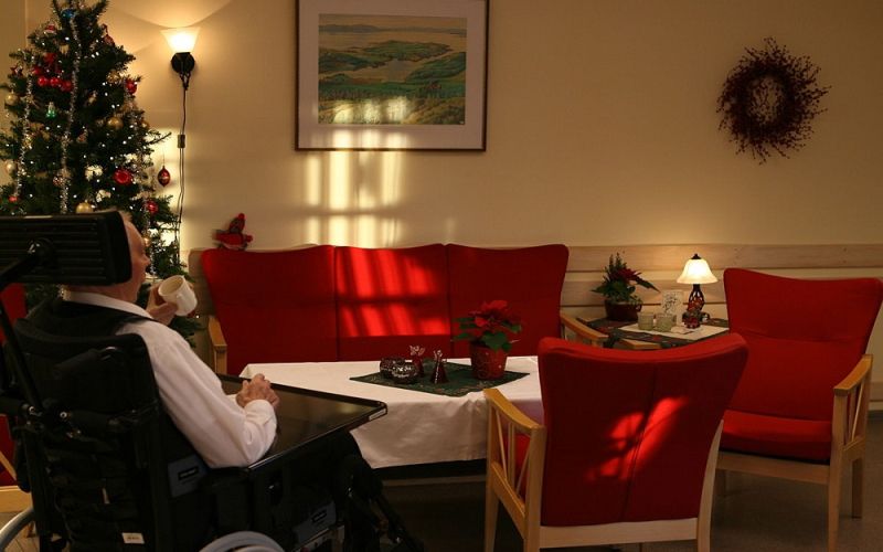 1200px-Nursing_home[1]