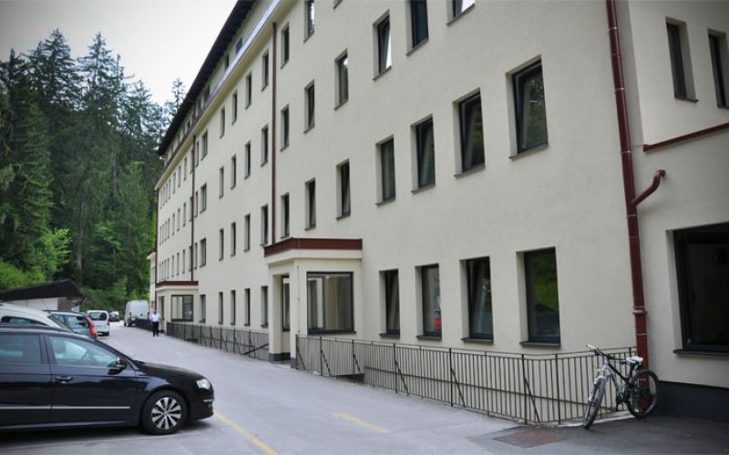 bolnica_topolsica_zadaj