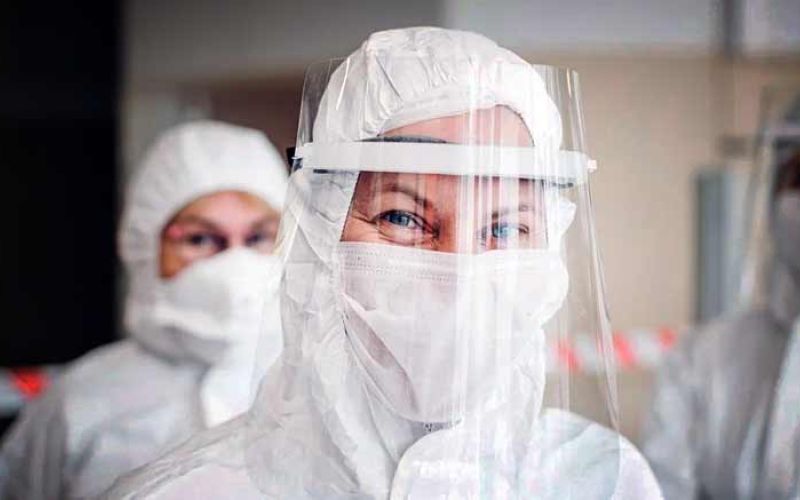 virus-covid-zdravnik-zascita-maska