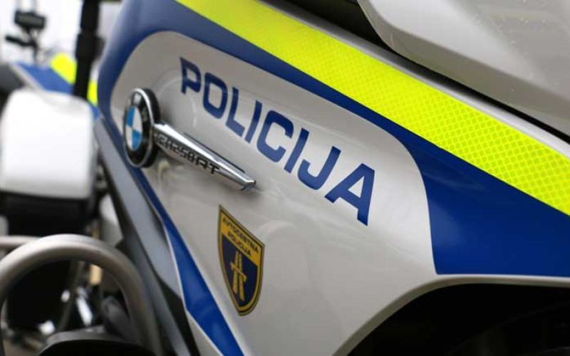 policija-motor