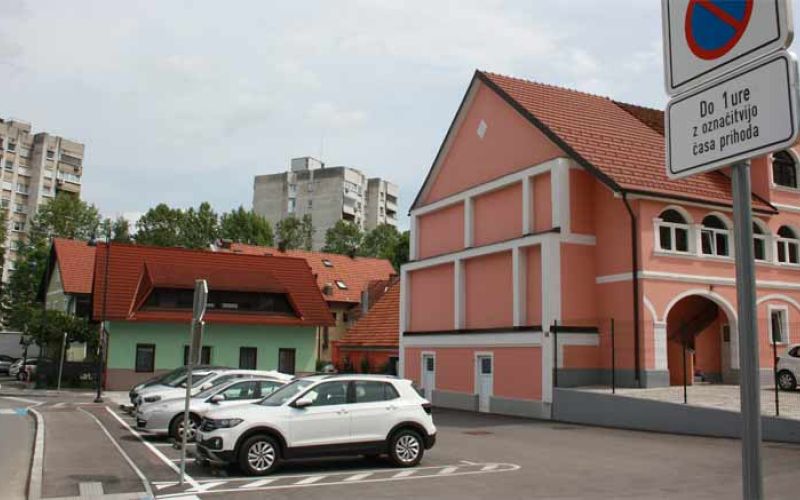 parkiranje-staro-velenje-cona