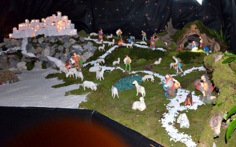 jaslice, velenjski grad, razstava