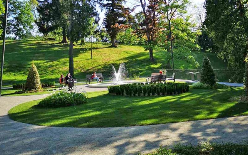 velenje-grad-park-maj