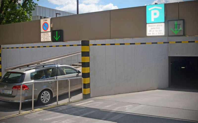 garazna_hisa_zdravstveni_dom