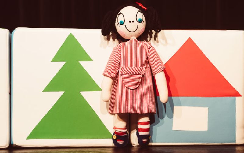 LETEČE-LUTKE—O-majhni-Anici