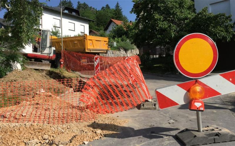 cesta_zapora_komunala