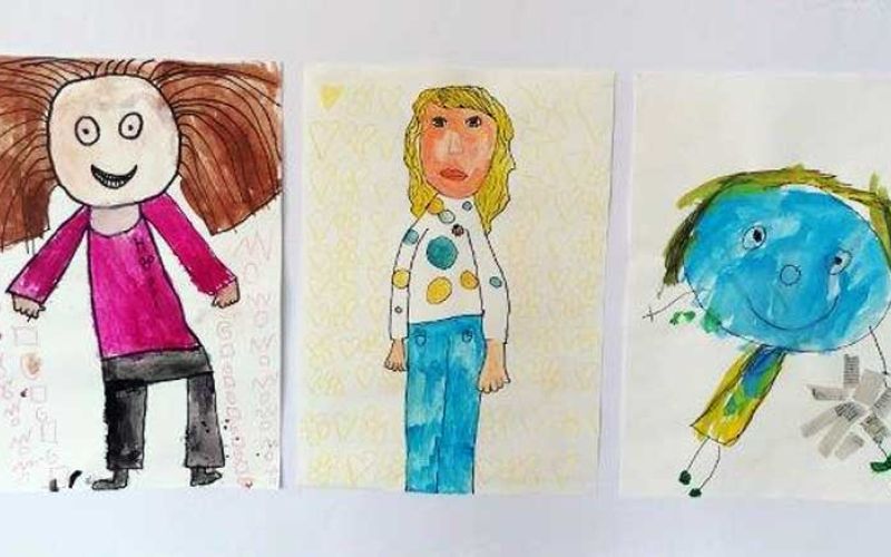 materinski-dan-razstava