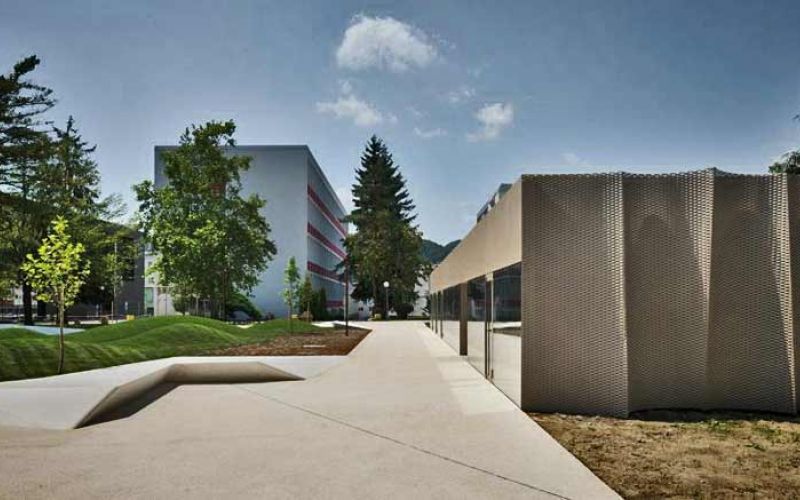 garazna-hisa-zdravstveni-dom-velenje