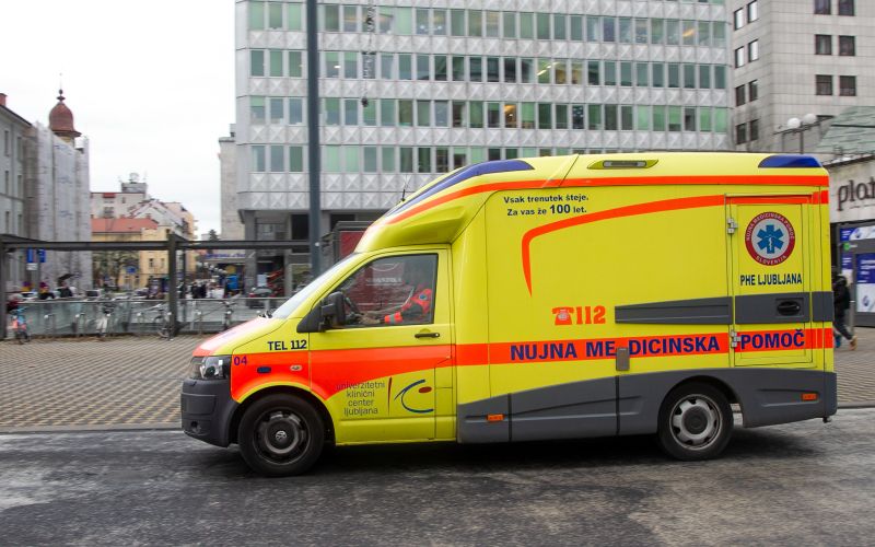 rešilec, reševalno vozilo