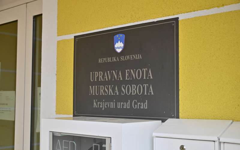 občina-grad, krajevni-urad-grad, občinska-uprava-grad