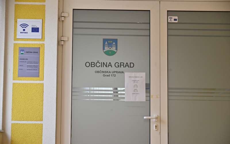 občina-grad, krajevni-urad-grad, občinska-uprava-grad