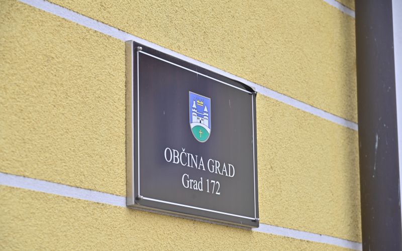 občina-grad, krajevni-urad-grad, občinska-uprava-grad