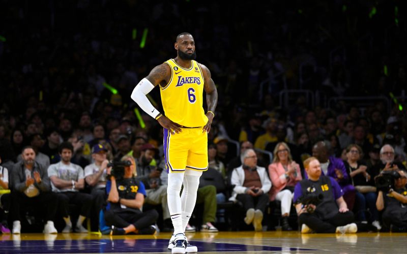 lebron james.jpg