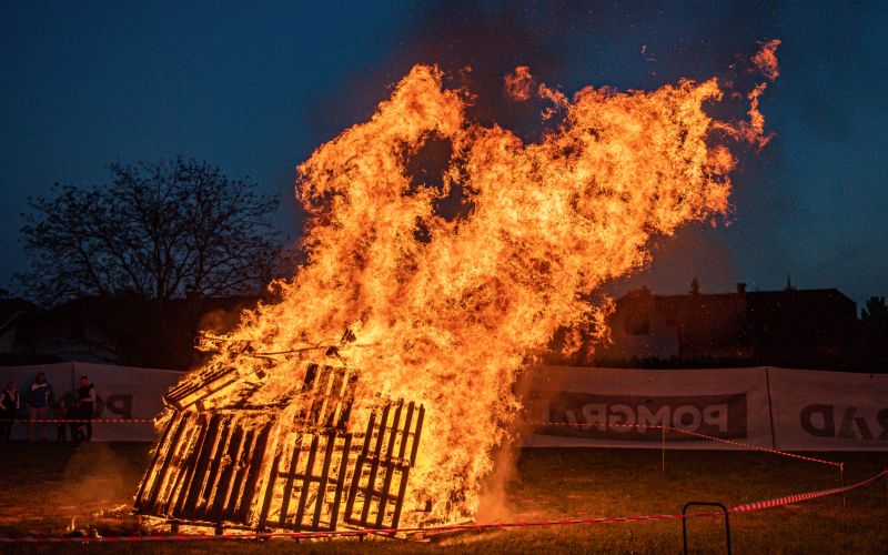 kresovanje, kres, černelavci