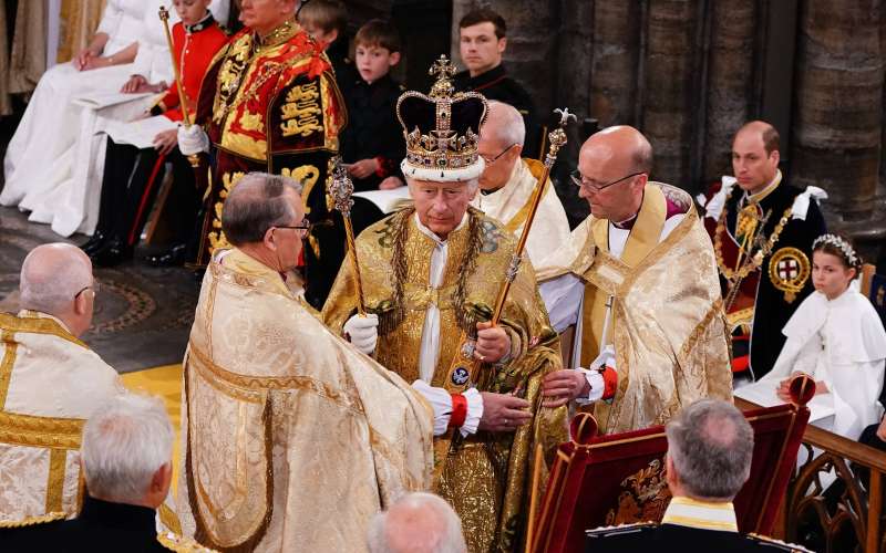 8 Člani britanske kraljeve družine so med najbogatejšimi Zemljani