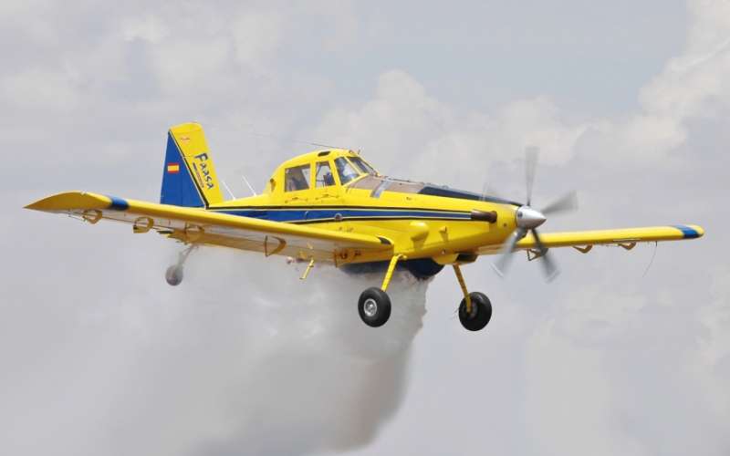 Air_tractor_arrendado_por_CONAF_(modified).jpg