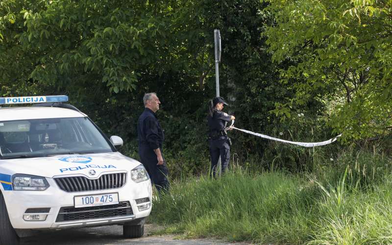 sisak, hrvaška policija