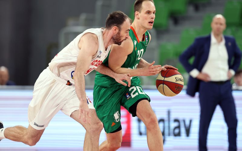 olimpija cedevita klemen prepelič.JPG