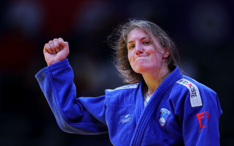 andreja leski.jpg