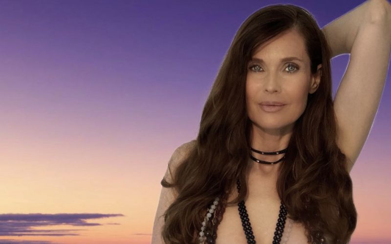 Carol Alt bo sedaj tudi lastnica vseh fotografij.