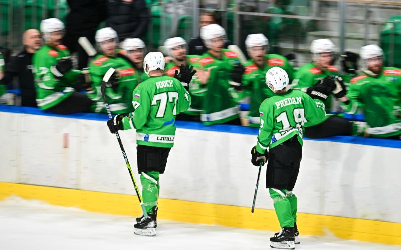 olimpija hokej lv.jpg