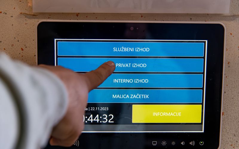 evidentiranje-delovnega-časa, elektronsko-beleženje-delovnega-časa