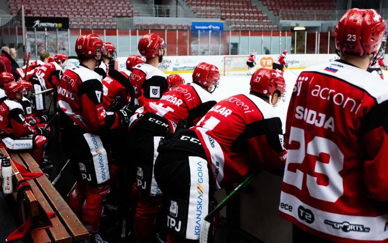 hokej jesenice klop.jpg