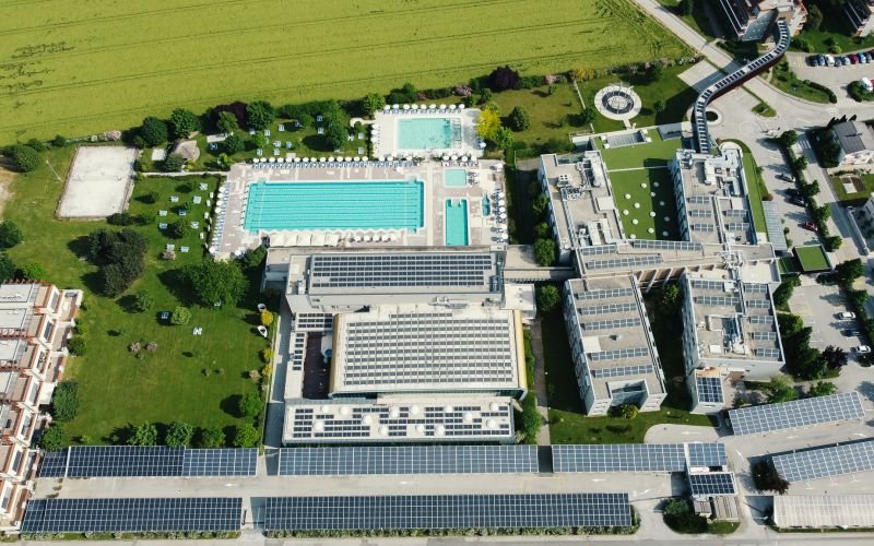 Terme Vivat-fotografija iz zraka.jpg