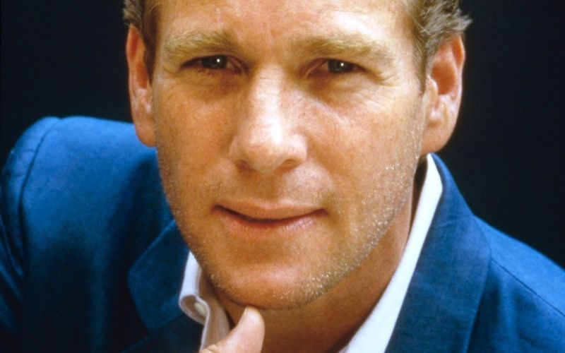 Ryan O'Neal (1941 - 2023) je bil igralec, ženskar, pa tudi nasilnež.