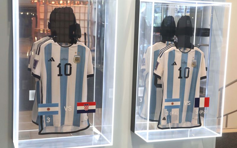 messi dresi 23 pm.jpg