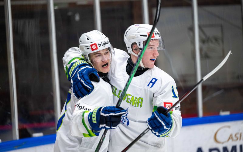 slovenija hokej u20 23 dj.jpg