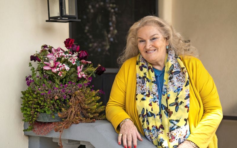 Elda Viler prihaja iz vasi Koštabona, nedaleč stran od Kopra.