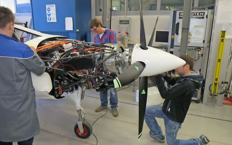 042_PIPISTREL_HYPSTAIR_02.jpg