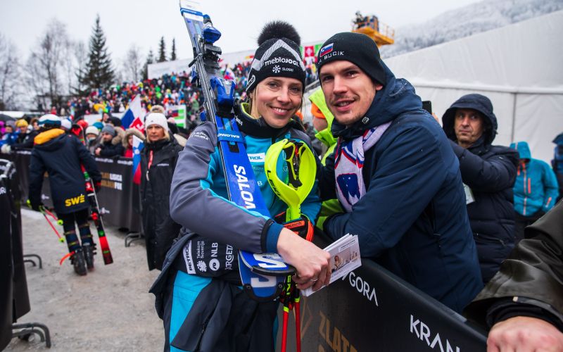 Ana Bucik, Kris Jogan