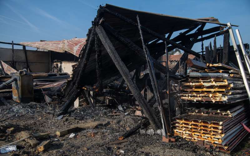 požar-borejci, kmetijski-industrijski-objekt, pogorišče