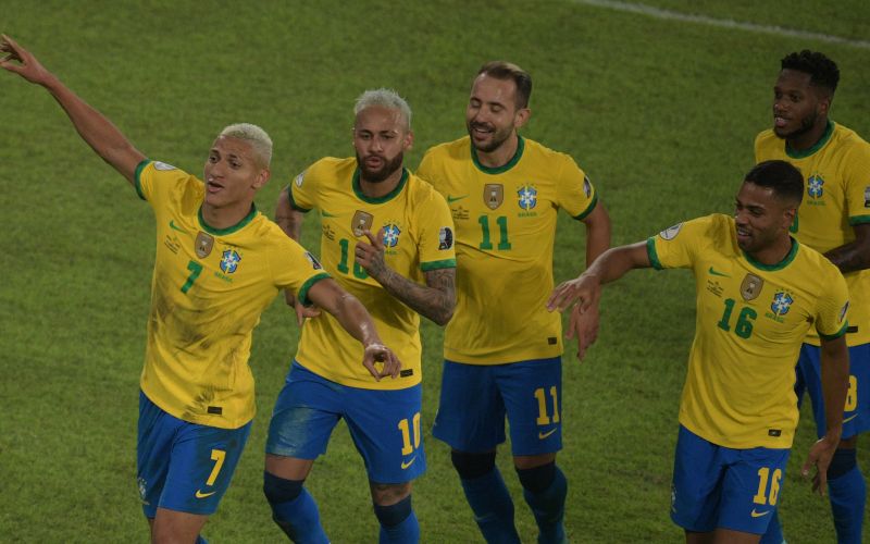 renan lodi brazilija