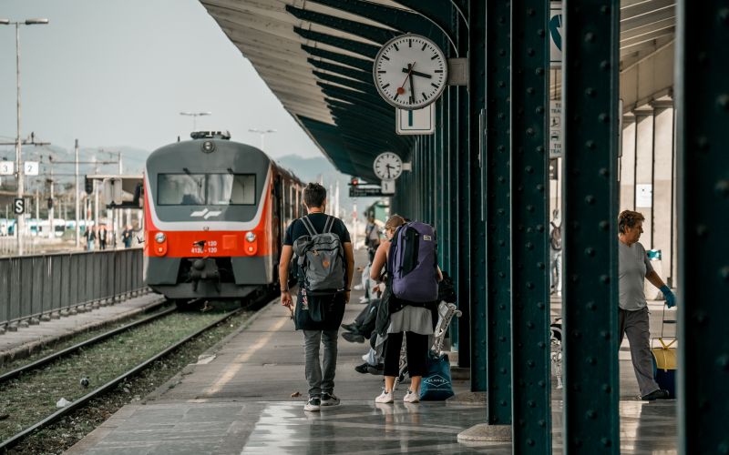 železniška postaja, ljubljana, peron, vlak