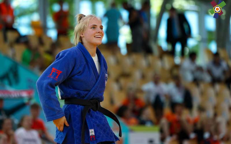 leila-mazouzi, judo