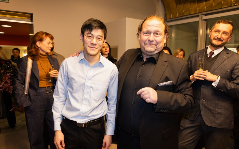 Darko Brlek, Kaim-Min Chang