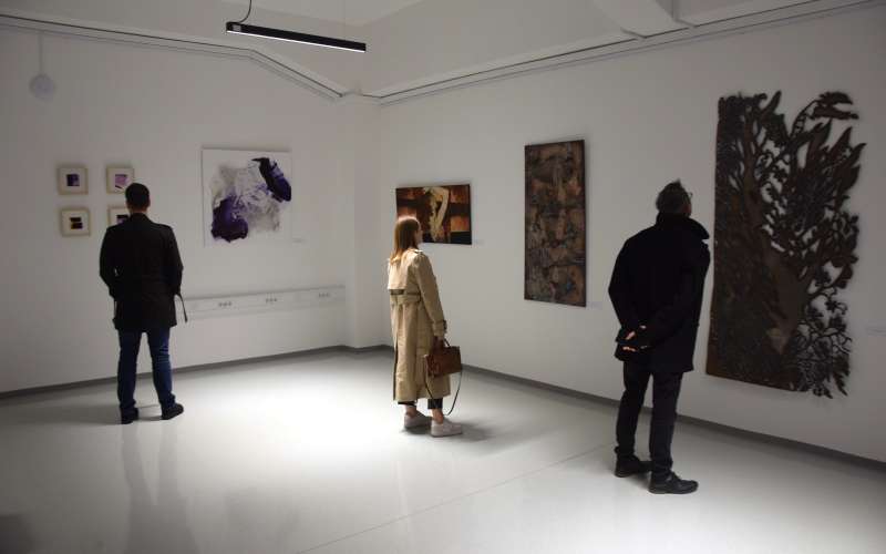 razstava, marčevski-jin, business-point-art